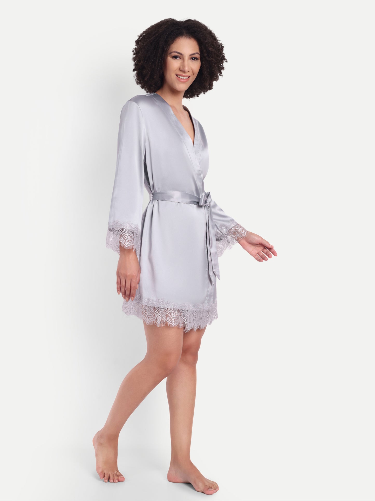 Sonnet Lace-detail kimono in Silver