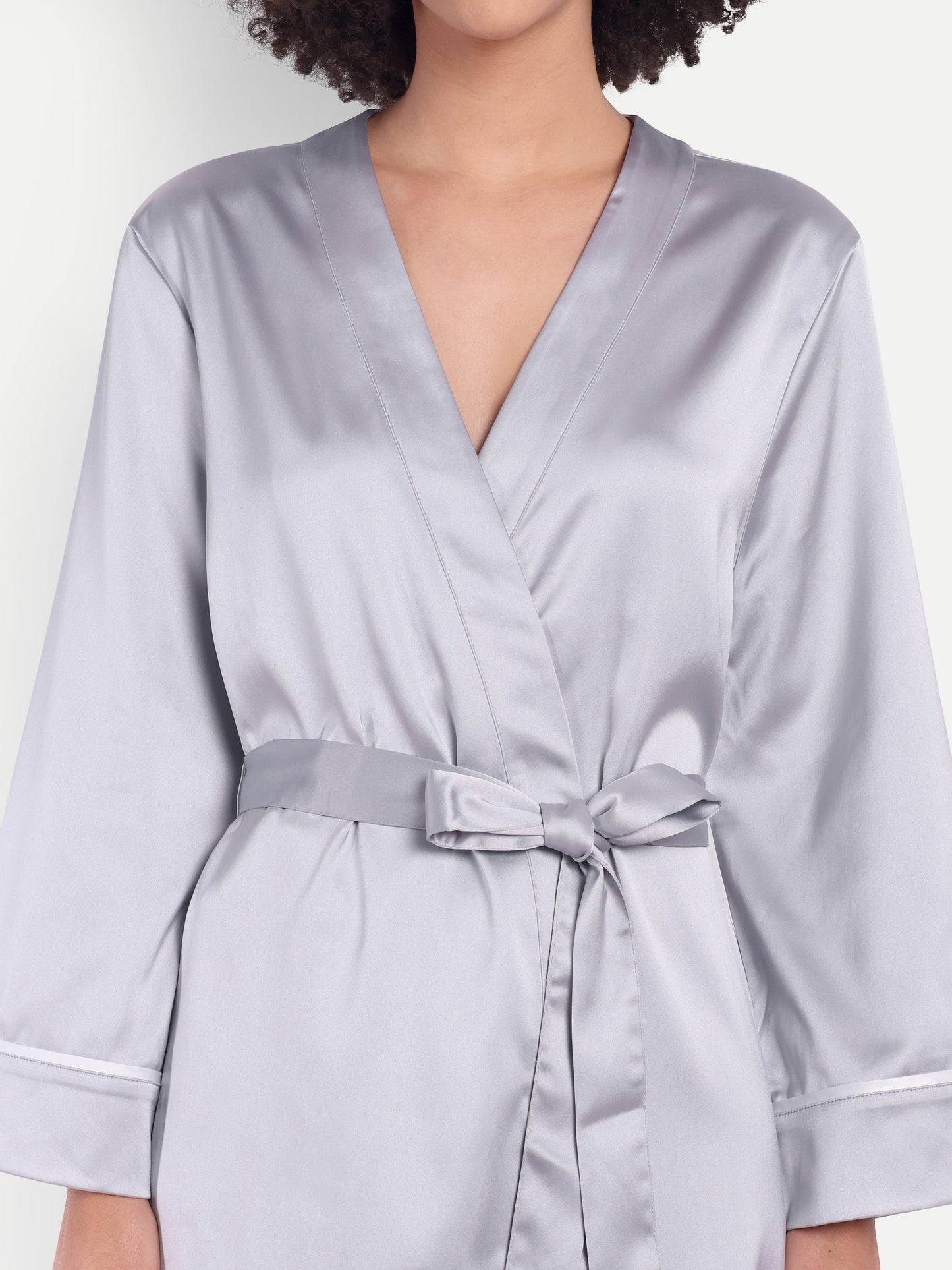 Verse Kimono In silver