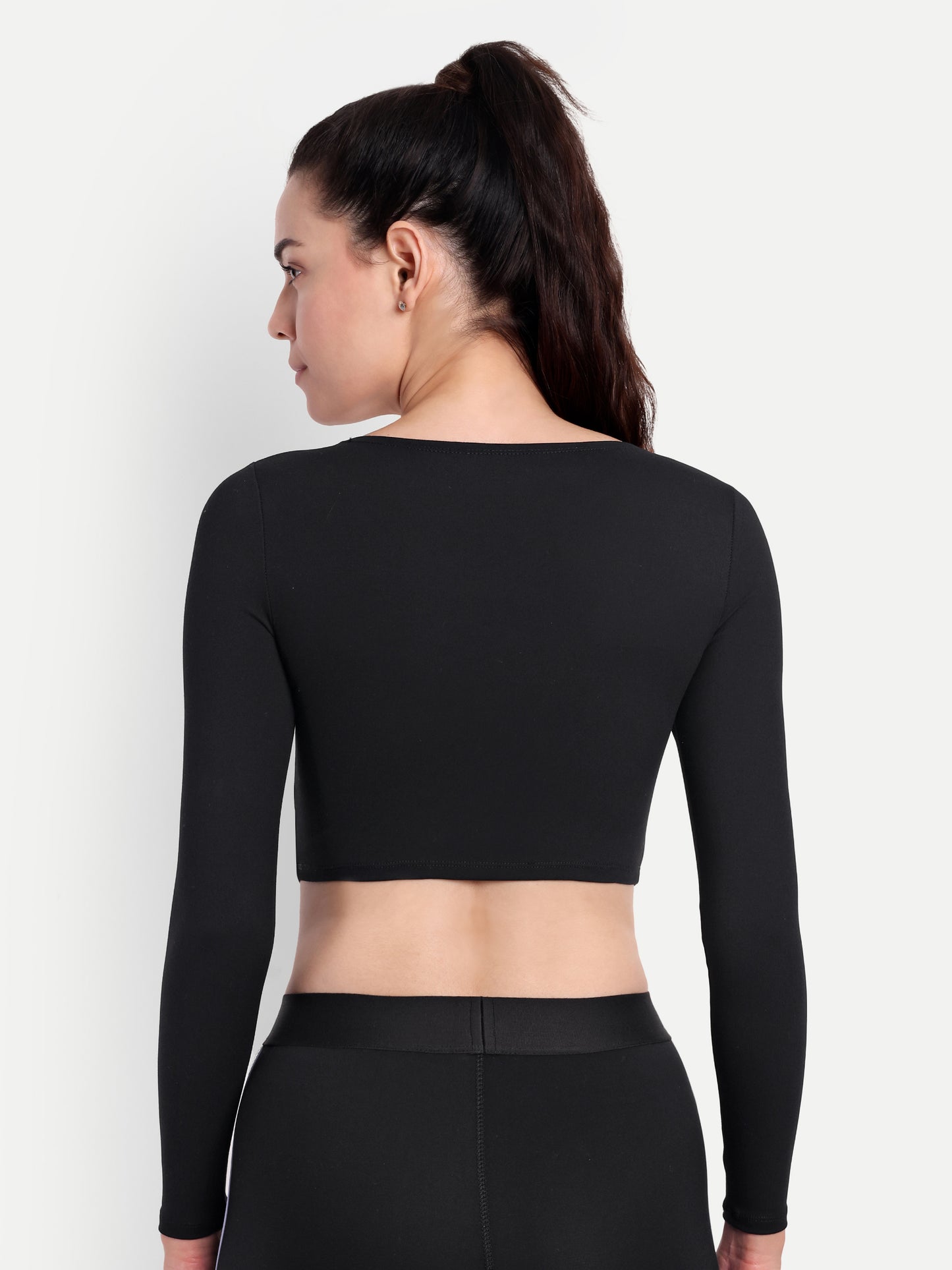BLAKE CROP TOP IN BLACK