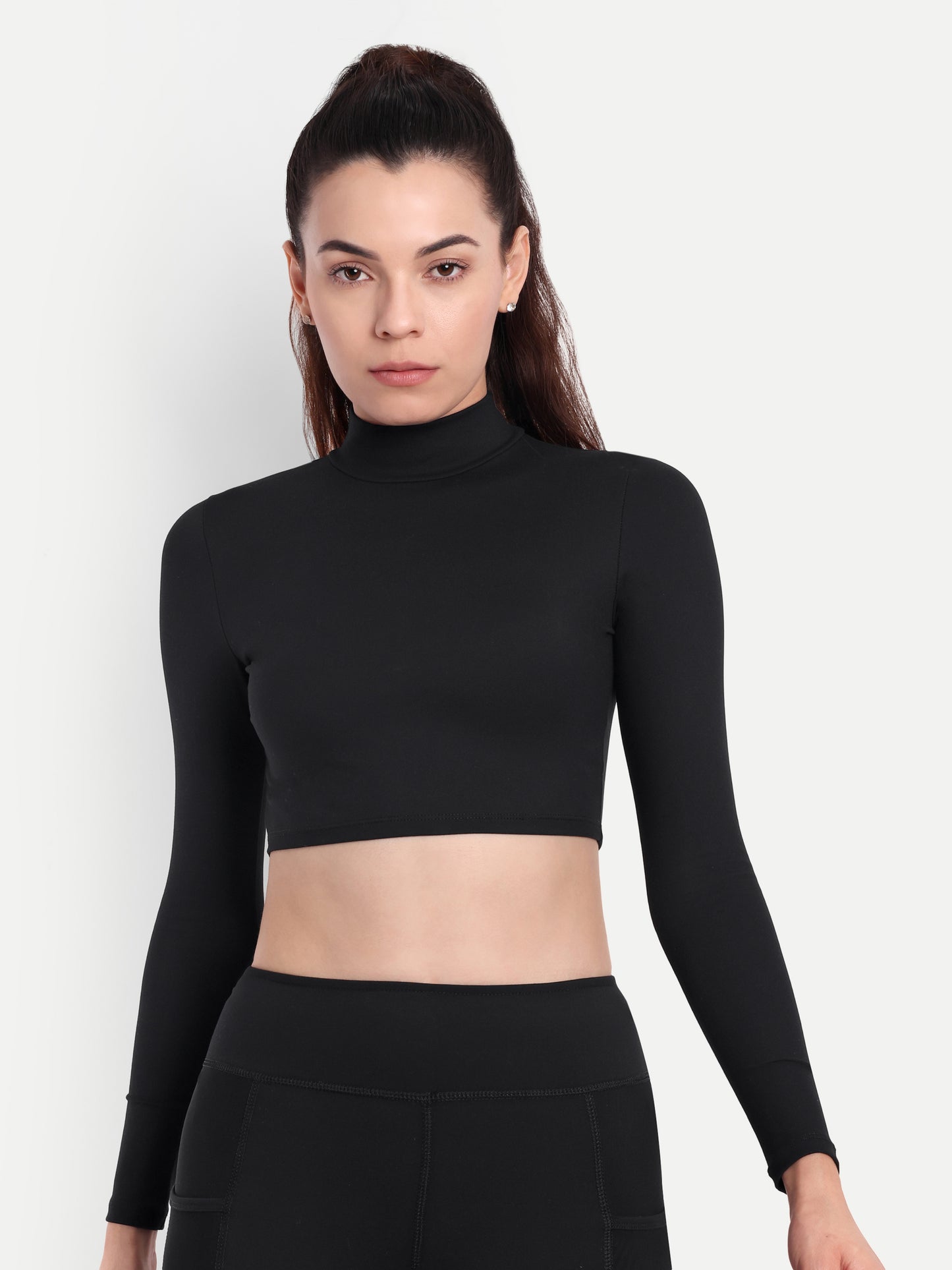 ELLE CROP TOP IN BLACK