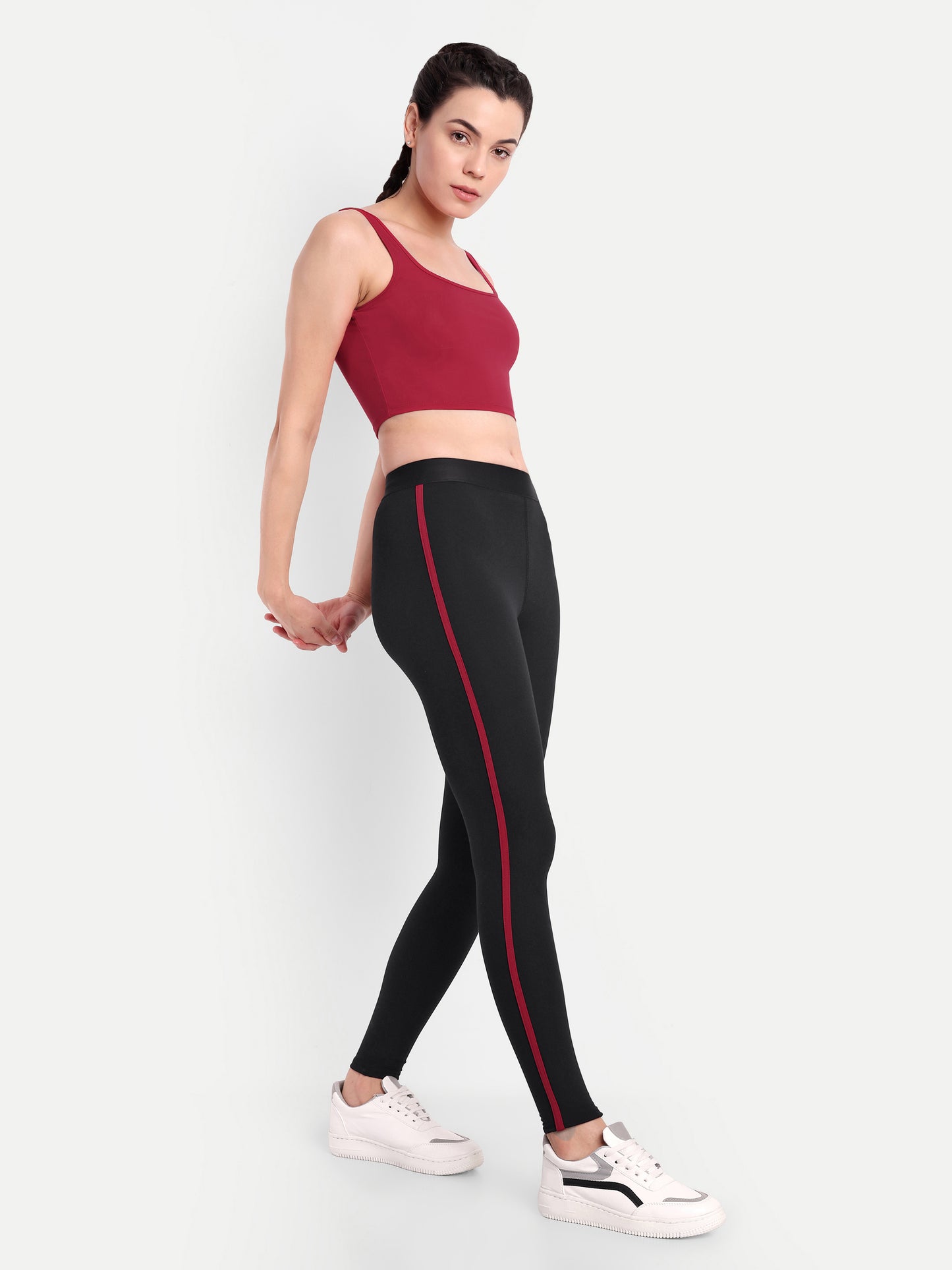 LOLA TANK TOP IN SCARLET RED